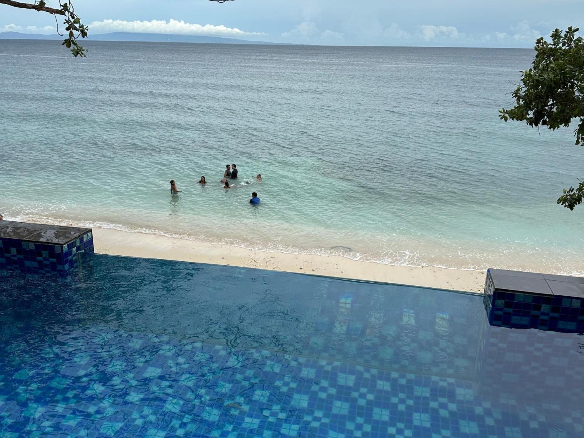 The French Villa-Santander Cebu Εξωτερικό φωτογραφία